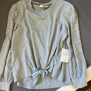 long sleeve flowy sleeve with pearls